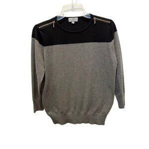 Joseph A. Sweater Women’s Size PL Gray & Black – Chic & Cozy